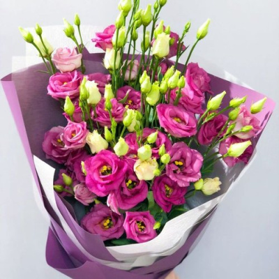 Букет из Эустом (Лизиантус) 7345