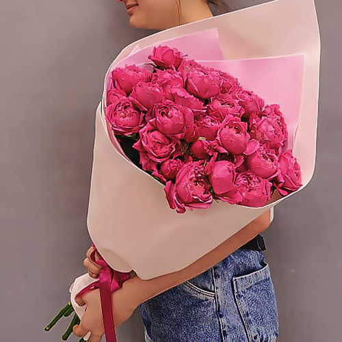 Букет из кустовых ярких пионовидных роз арт. 46108